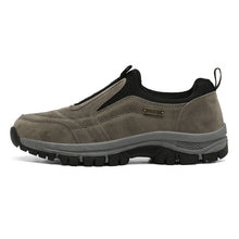 Cargar imagen en el visor de la galería, Men&#39;s Fashionable Plus Size Hiking Running Shoes
