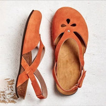 Cargar imagen en el visor de la galería, Fashion Large Size Summer Simple And Elegant Women&#39;s Back Hollow Flat Sandals
